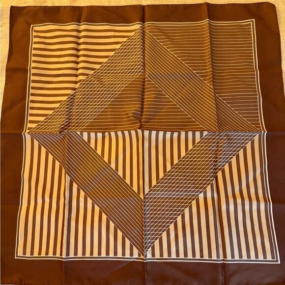 Vintage Boselli Trevira Texture Scarf. Made in Italy. - Picture 2 of 5